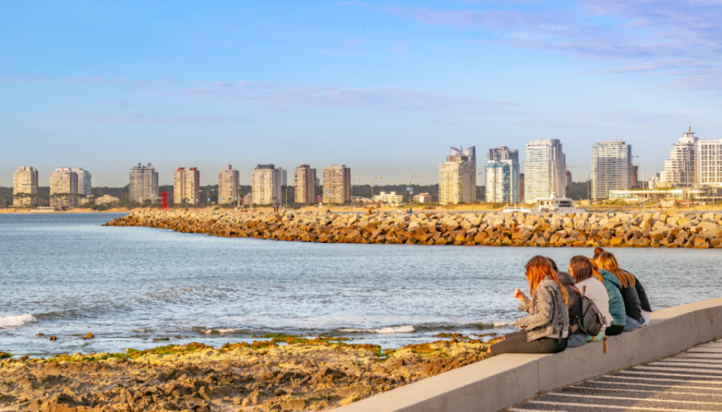 2Punta del Este