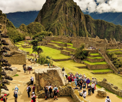 5Machu picchu friends